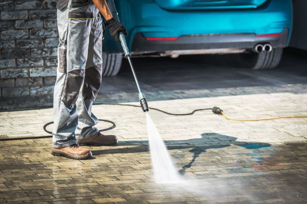 Driveway Pressure Washing in Sevierville