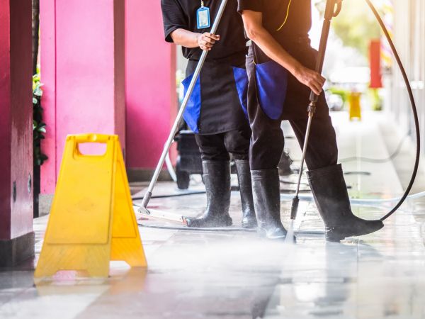 Store Powerwashing in Sevierville